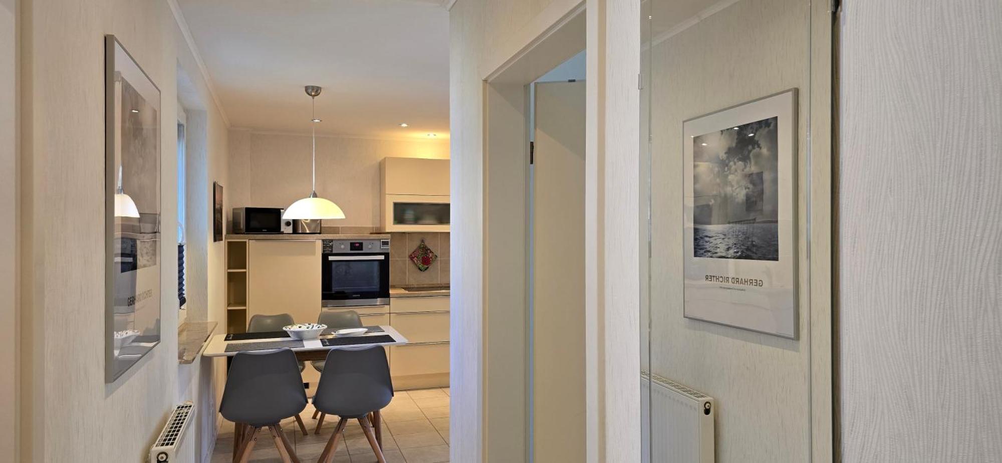 Apartment S2